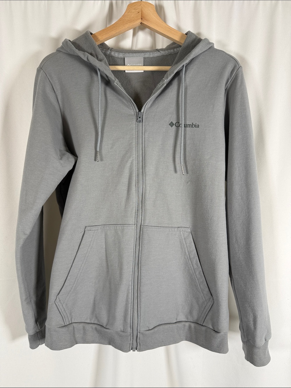 Columbia Women's Gray Full-Zip Hooded Sweatshirt